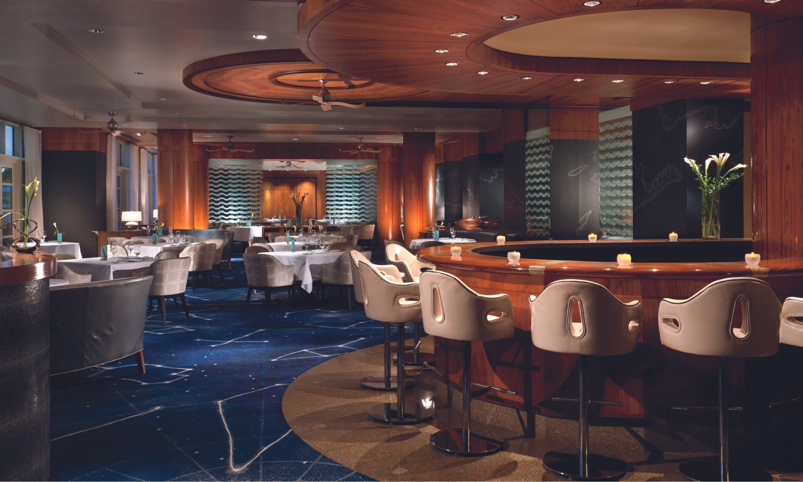 Blue by Eric Ripert, Restaurant in George Town