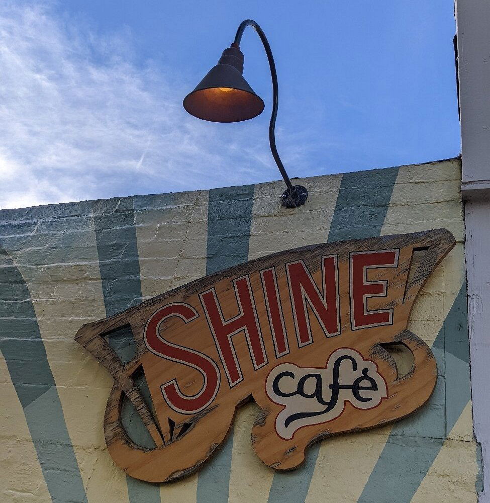 Shine Cafe, Restaurant in Morro Bay