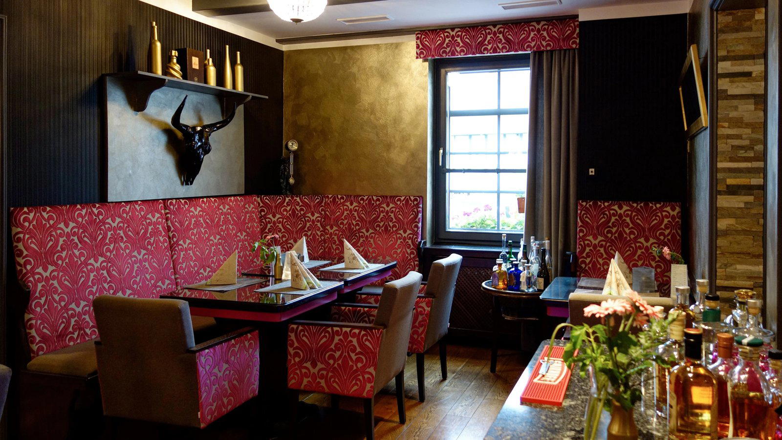 ESS-Zimmer restaurant in Frickenhausen