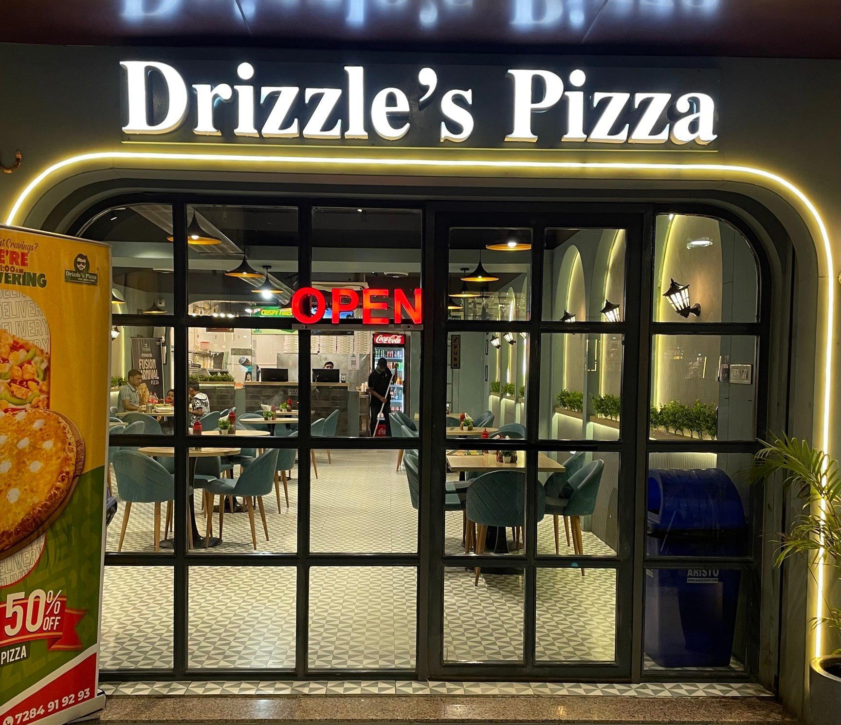 Drizzle's Pizza restaurant in Morbi