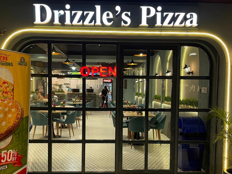 Drizzle's Pizza, Morbi, India
