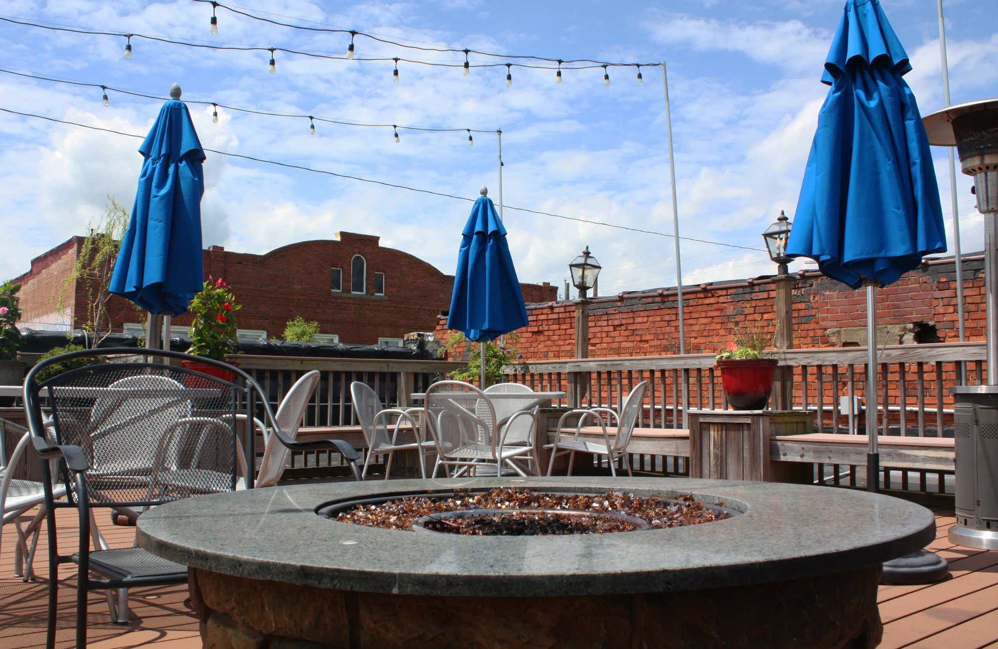 Mannings Restaurant restaurant in Clayton, United States