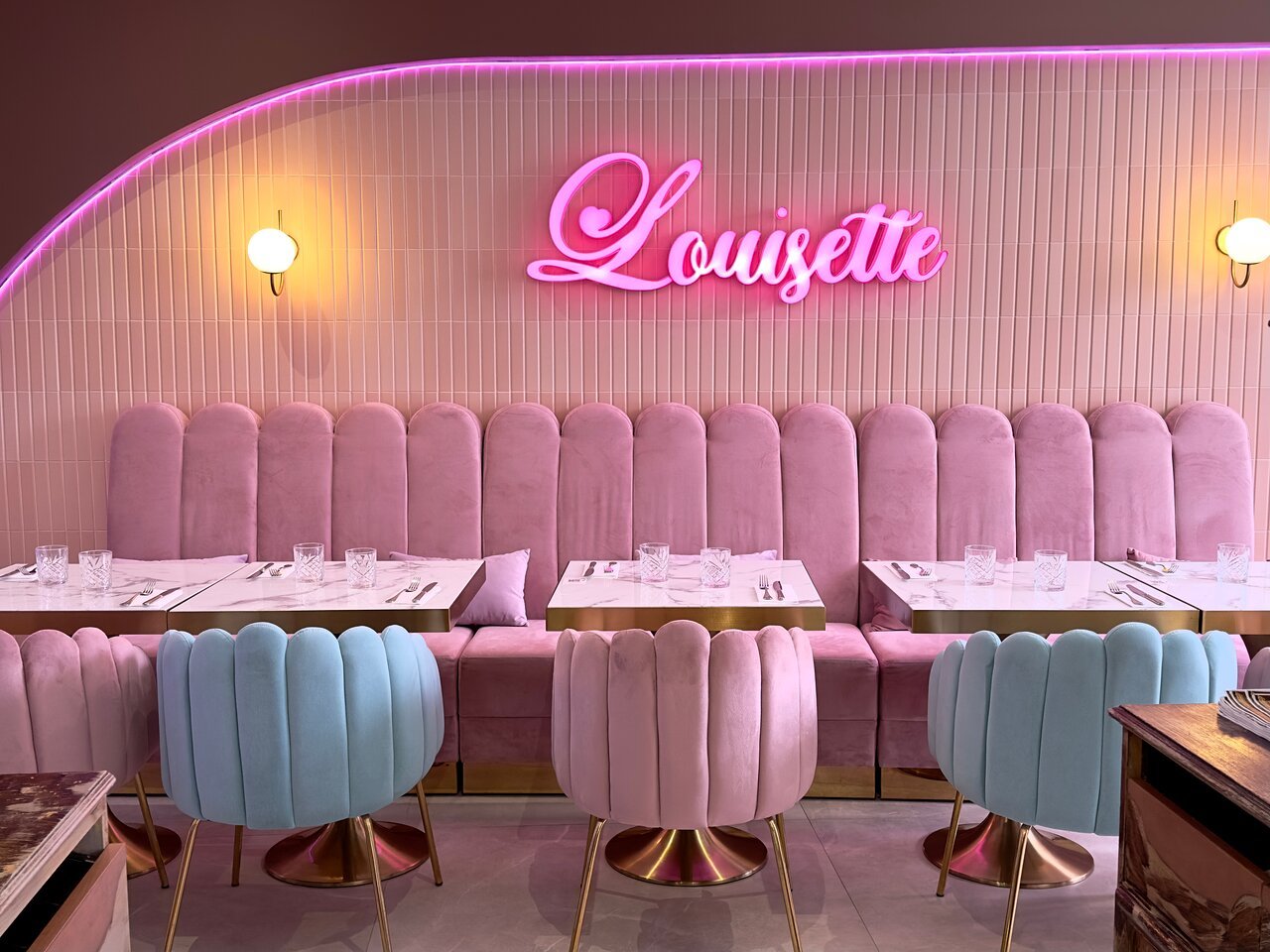 Chez Louisette