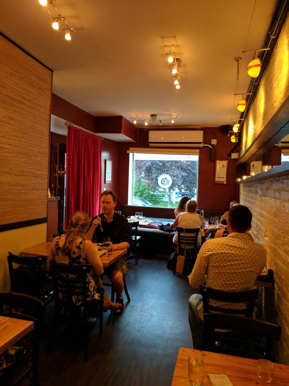 Restaurant Grenadine restaurant in Montréal, Canada