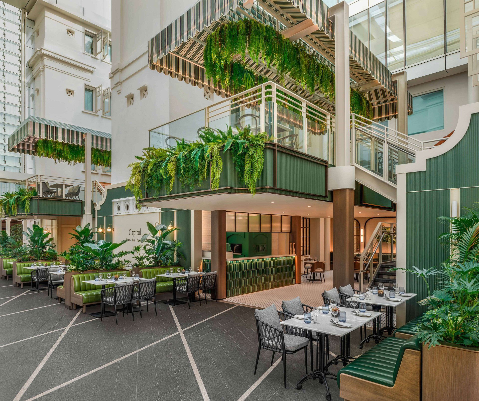 Capitol Bistro, Restaurant in Singapore