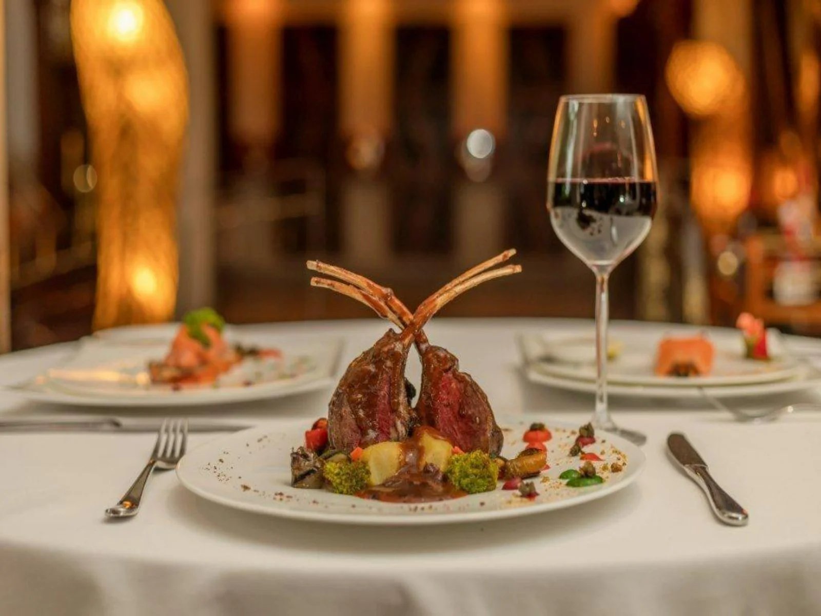 Bacchus Restaurant, Restaurant in Port Moresby