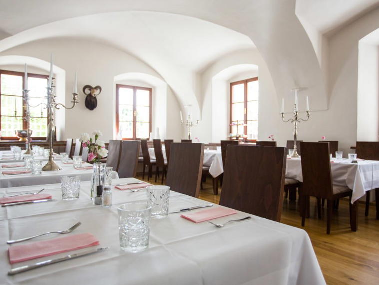 Golfrestaurant Schloss Finkenstein, Godersdorf, Austria