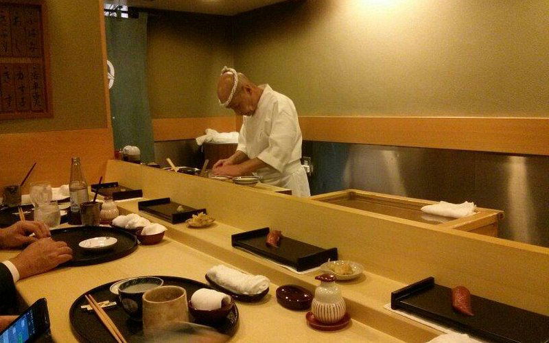 Kozasa-zushi, Restaurant in Tokyo
