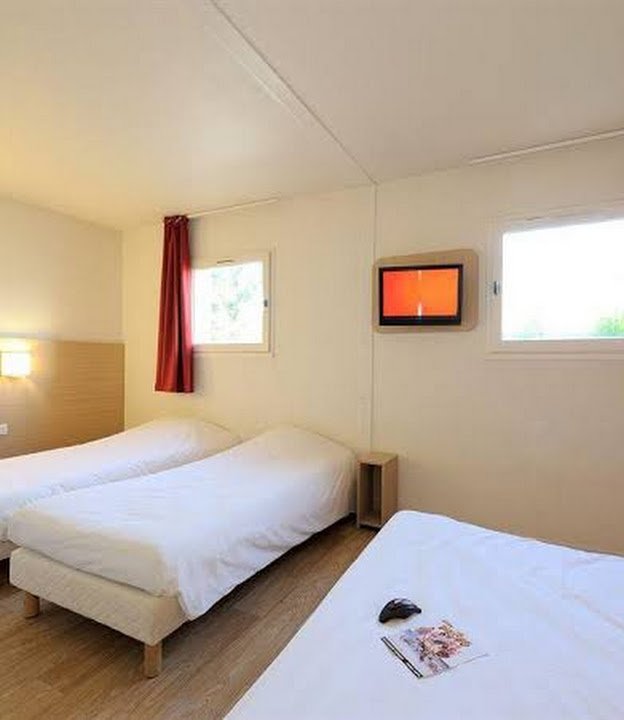 Hotel Restaurant Eco House Espace Bellevue Pyrénées, Semeac, France