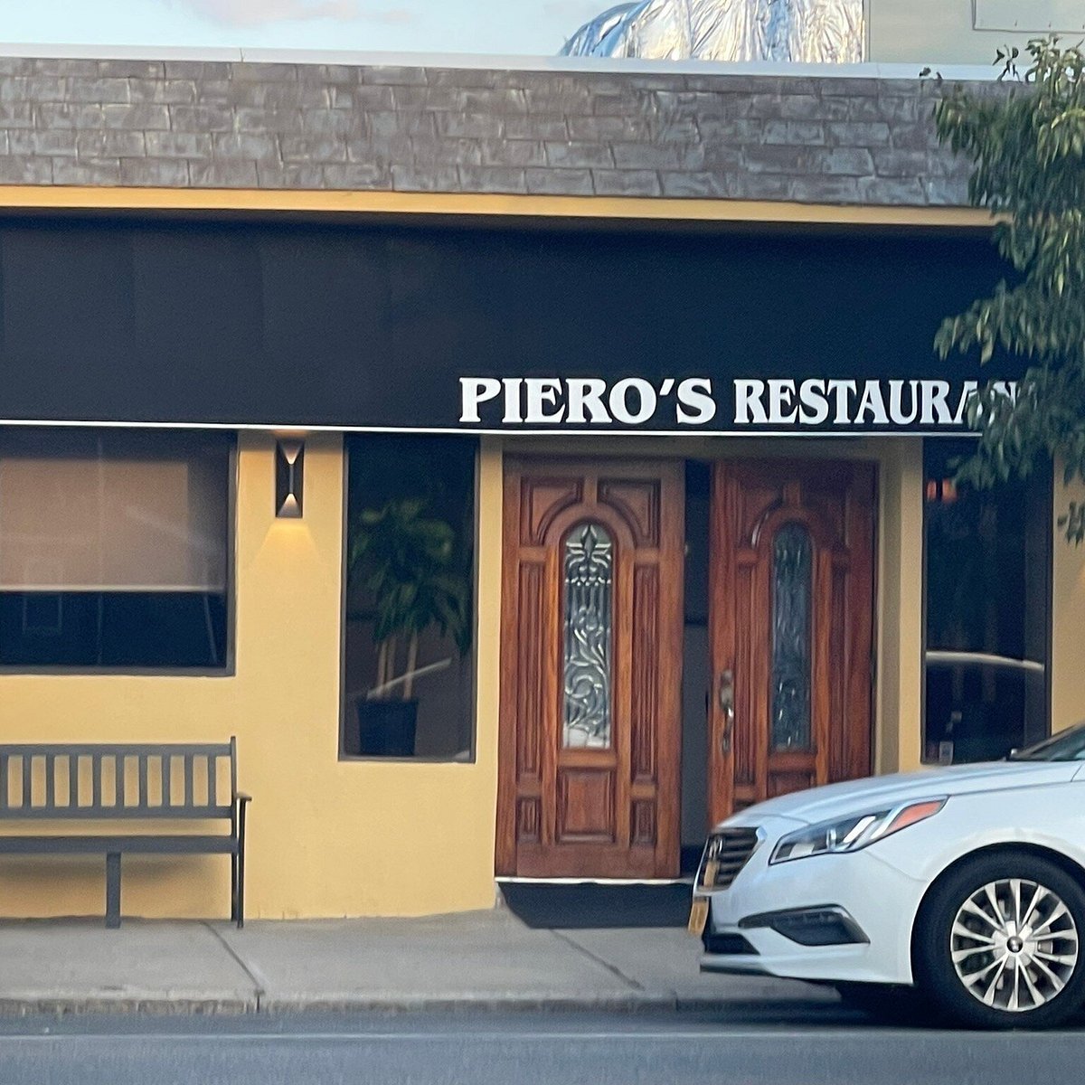 Piero's Restaurant restaurant in Harrison, United States