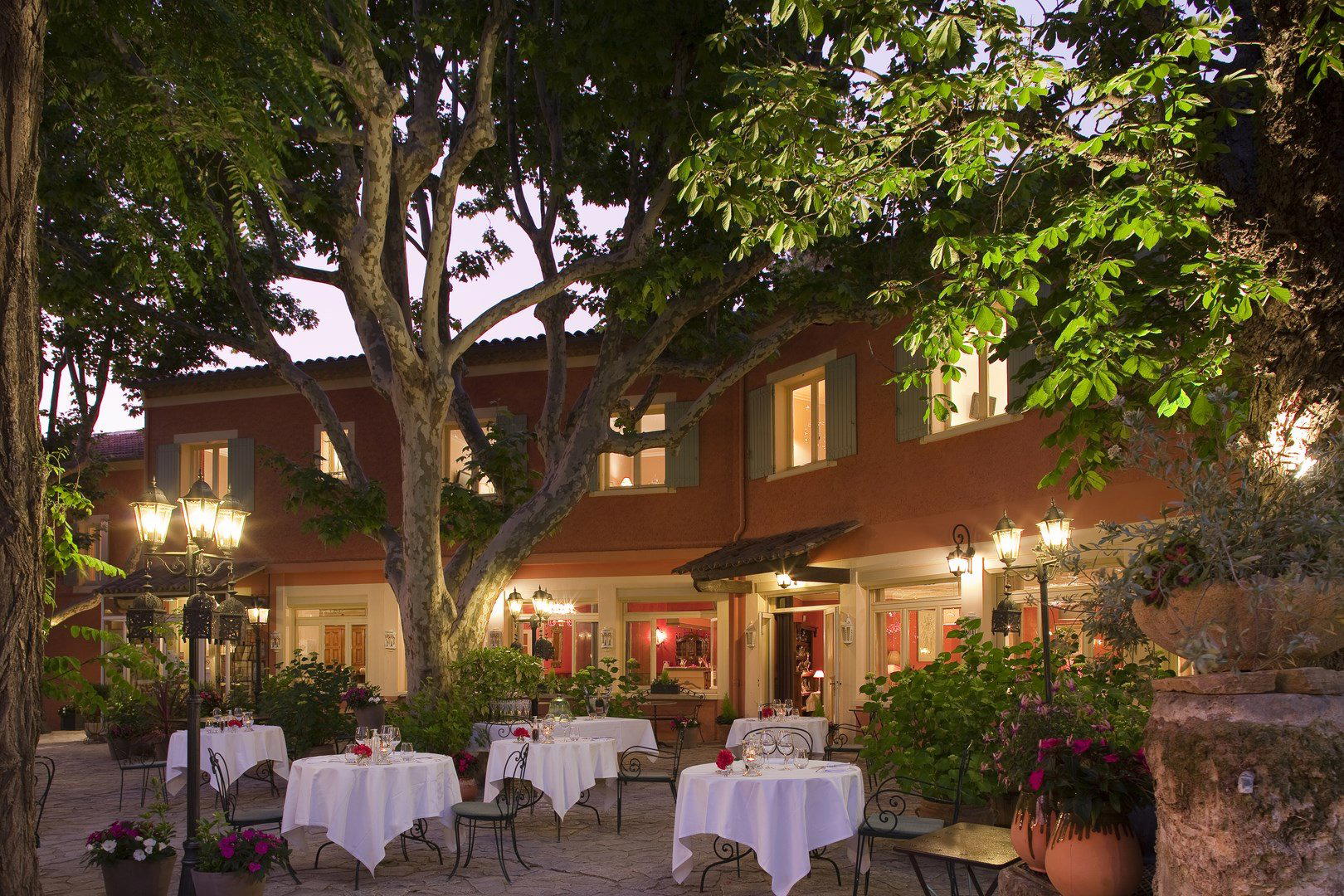 Les Florets restaurant in Gigondas, France