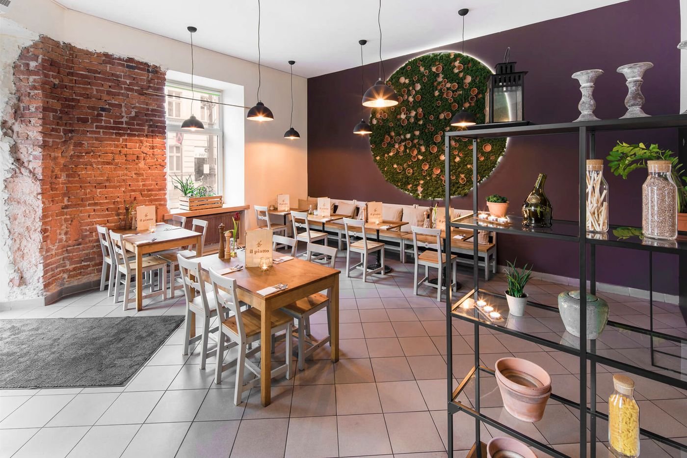 Platinum Restaurant