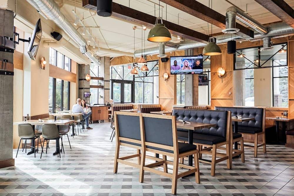 The Copperfield, Restaurant in Mendota Heights