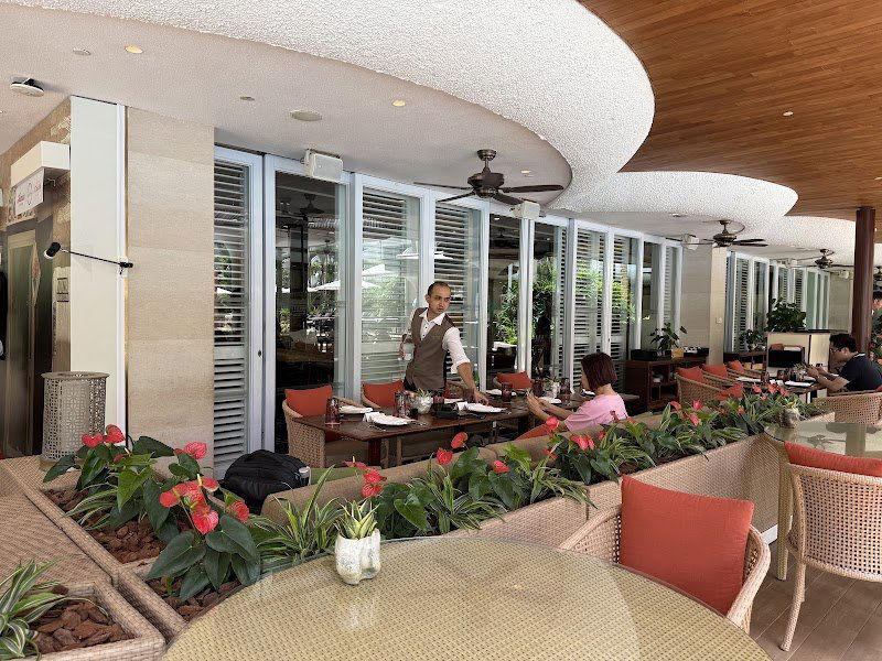 Waterfall Ristorante Italiano, Restaurant in Singapore