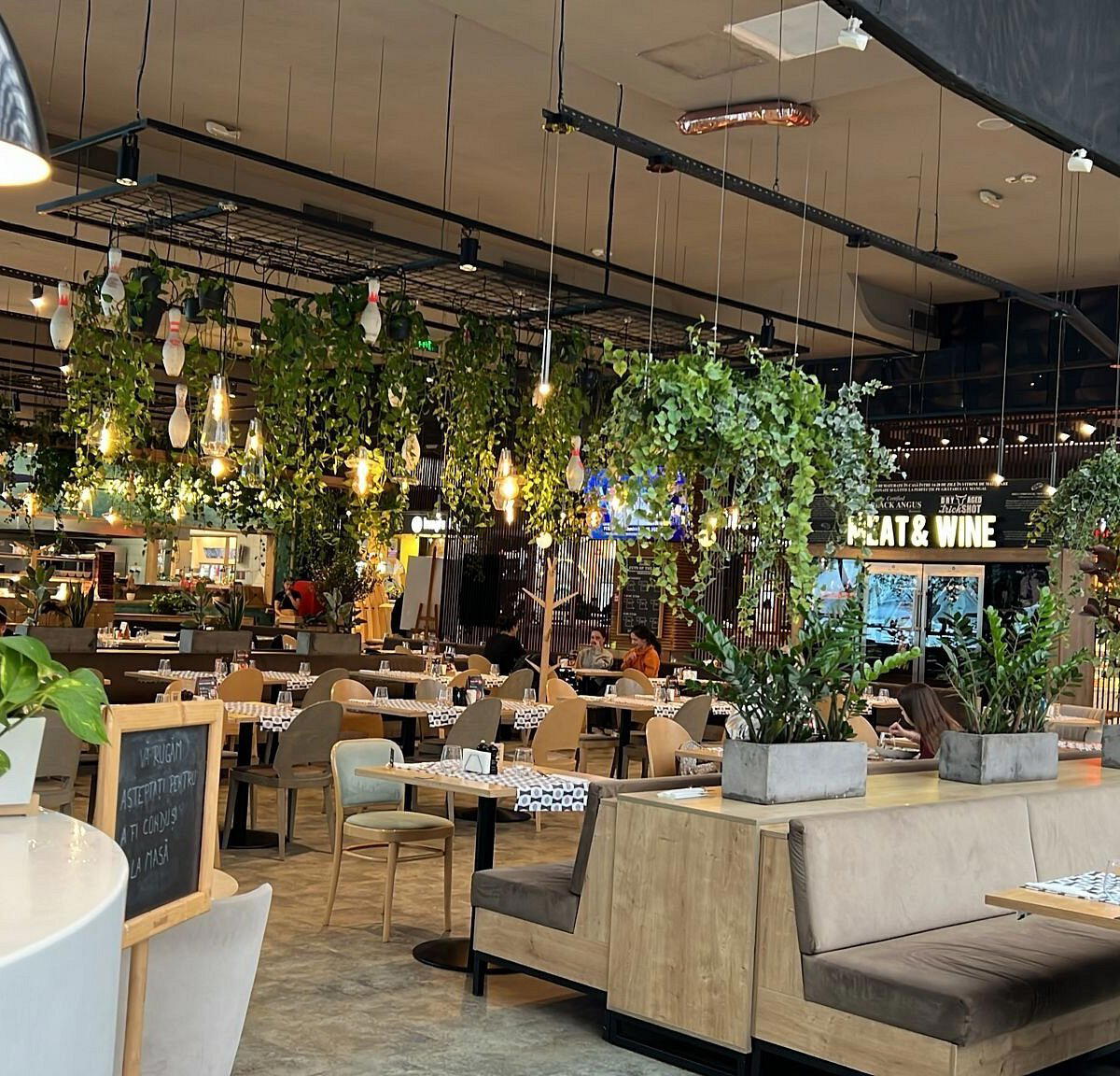 trickSHOT restaurant in Bucharest, Romania