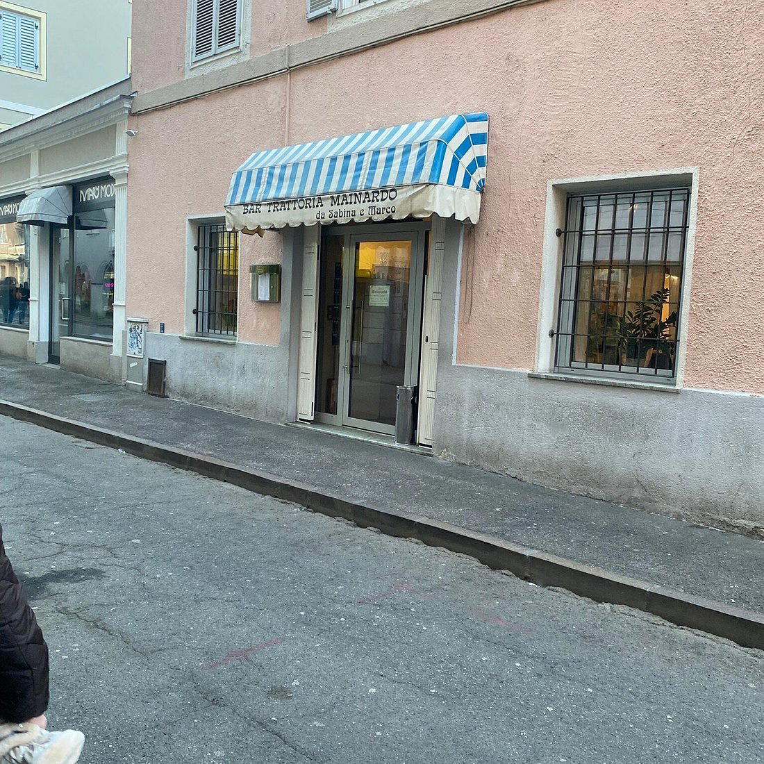 Trattoria Mainardo restaurant in Merano, Italy