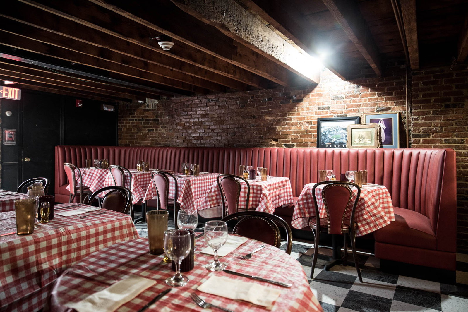 Tony & Elaine's, Boston, United States
