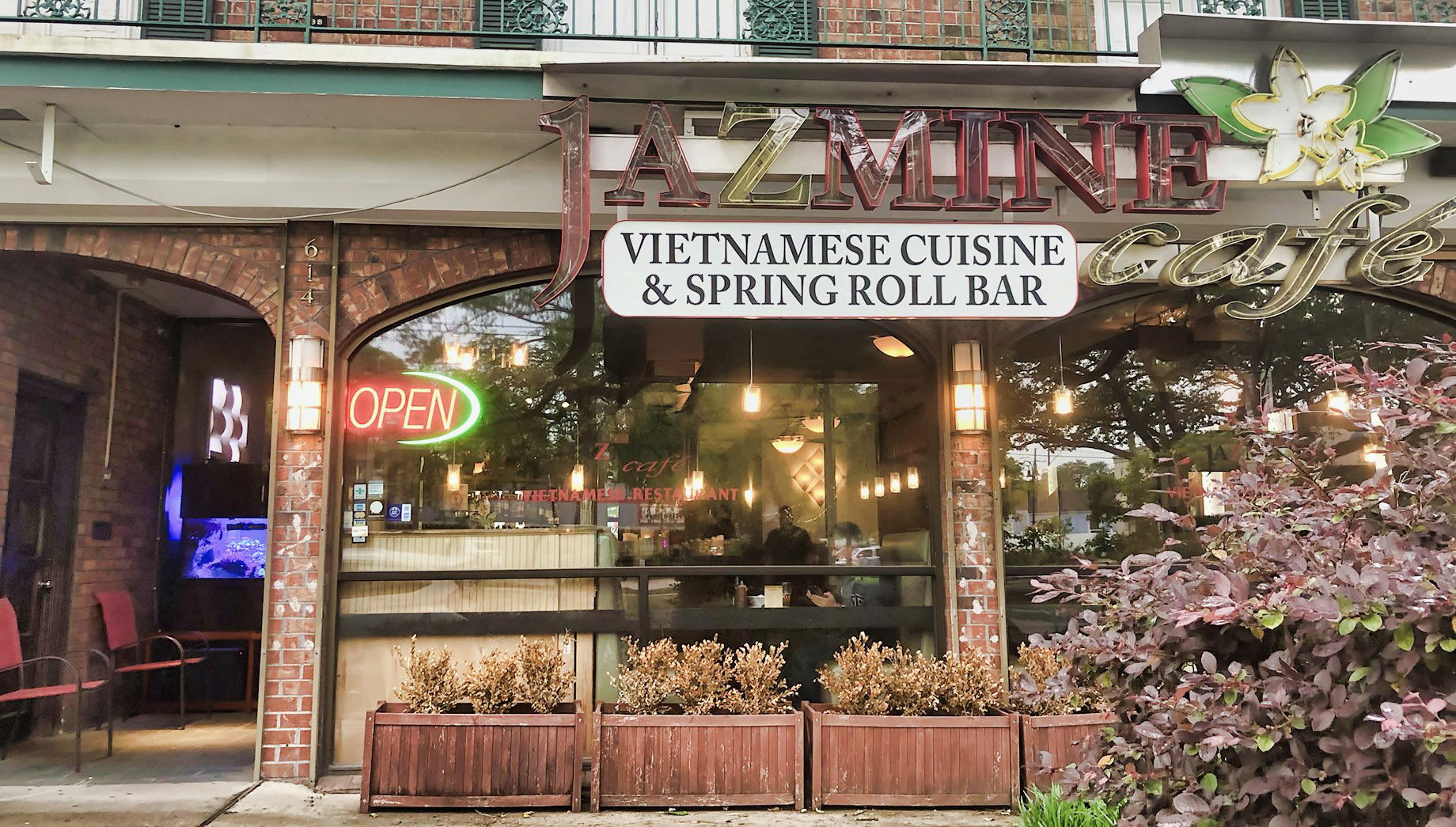 Jazmine Café, Restaurant in New Orleans