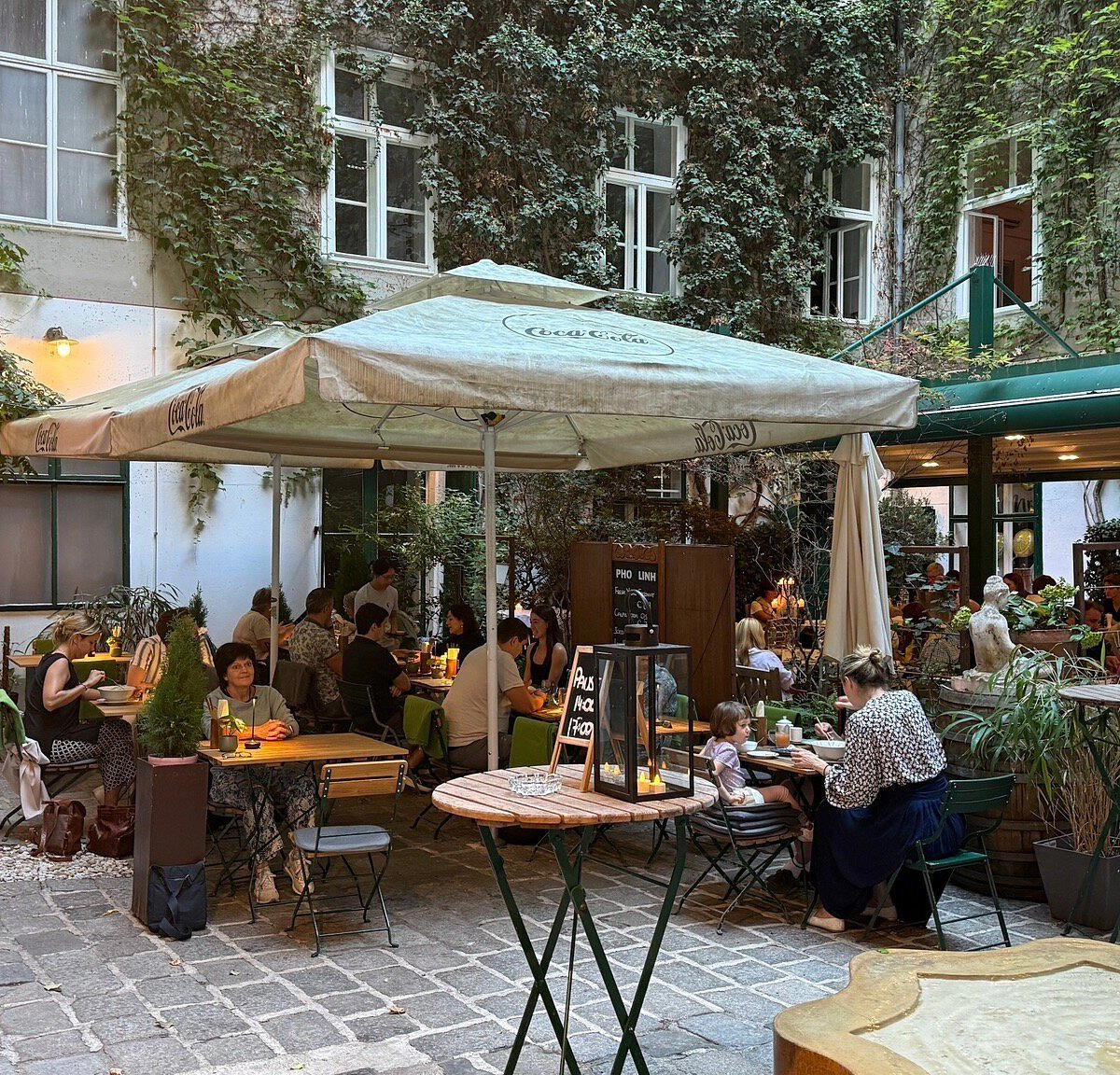 Pho Linh restaurant in Vienna, Austria