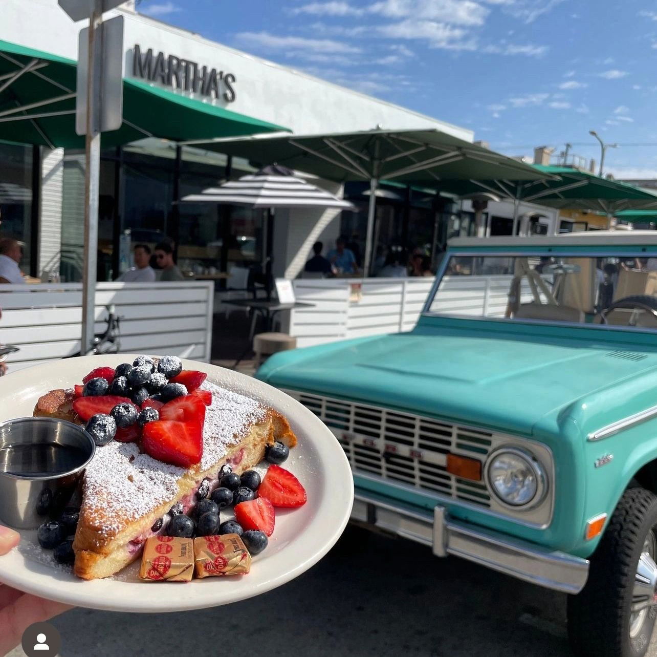 Martha's Hermosa Beach, Restaurant in Hermosa Beach