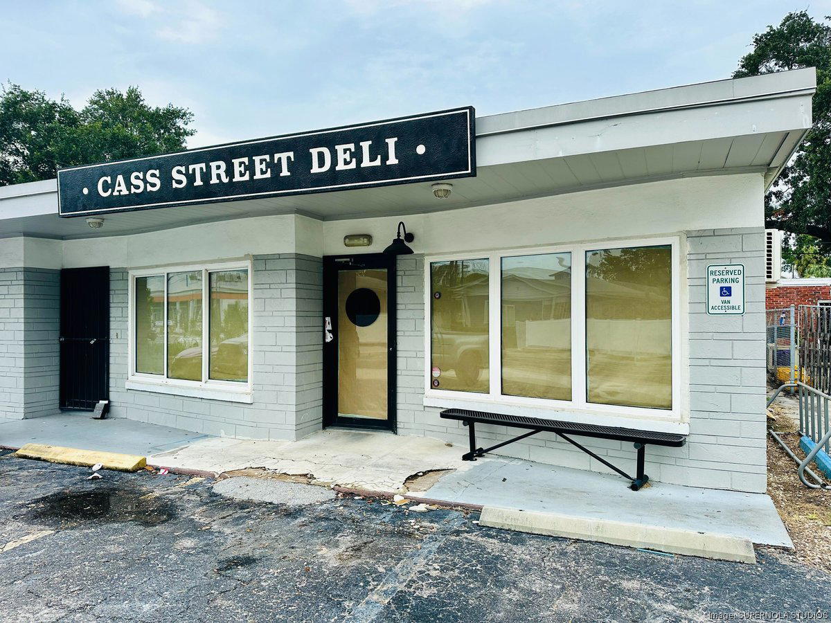Cousin Vinny's Sandwich Co. restaurant in Tampa