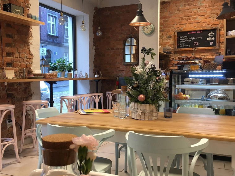 Kolorowo bistro, Katowice, Poland