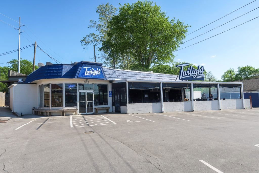 Twilight Tavern, Restaurant in Nashville