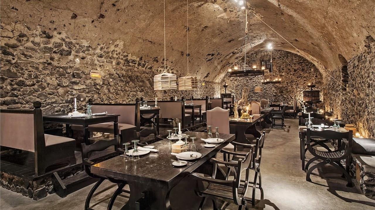 Alati restaurant in Megalochori, Greece