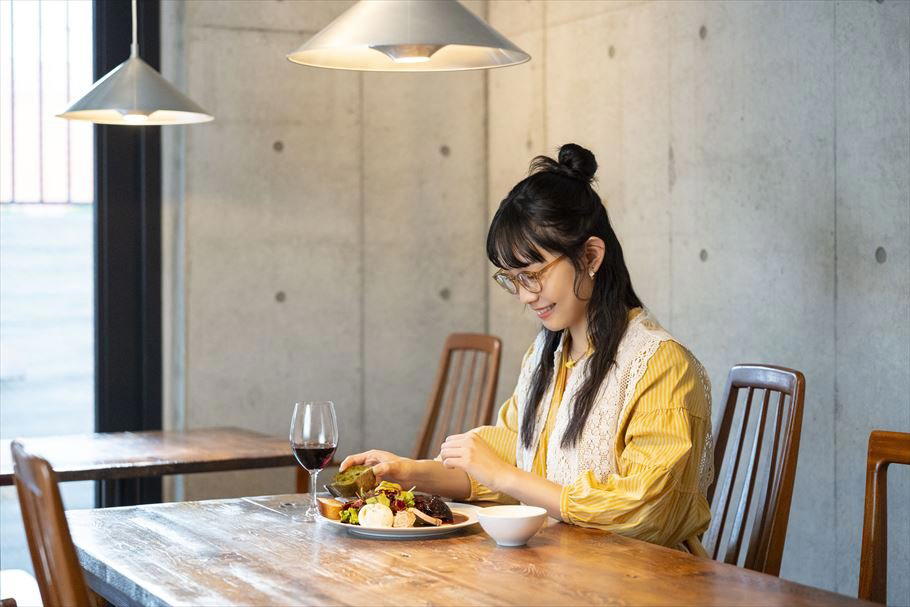 ドゥ・フイユ restaurant in Tokyo, Japan