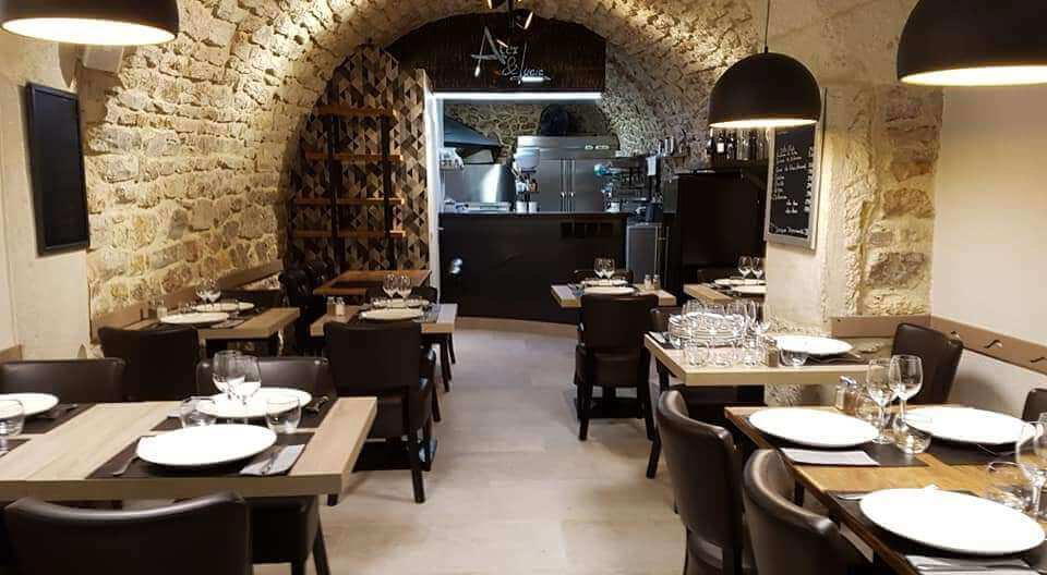 Chez Alex & Lucie restaurant in Bouzigues, France
