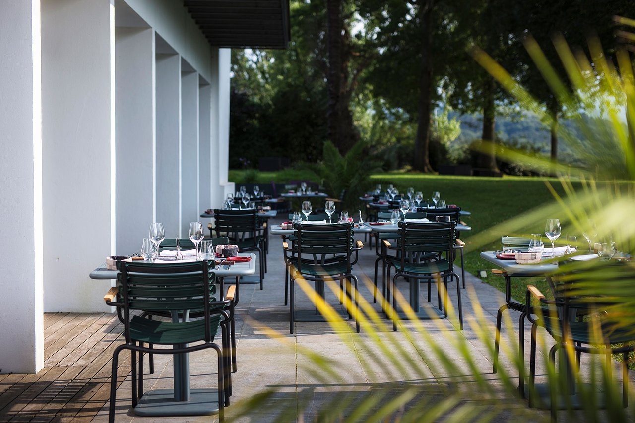 La Table de l'Auberge Basque Restaurant