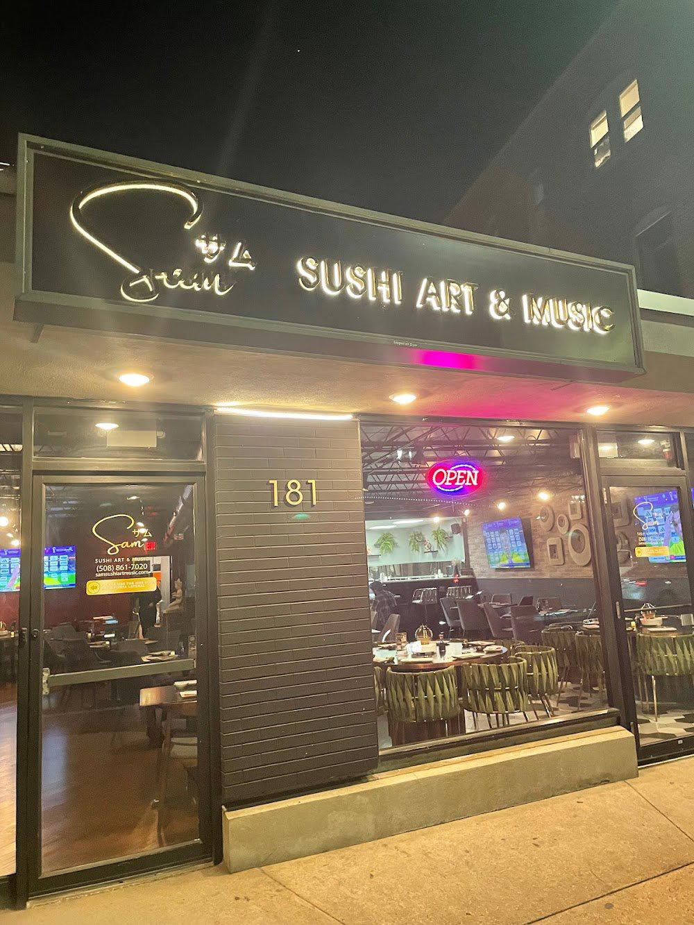 Sam Sushi Art & Music restaurant in Framingham