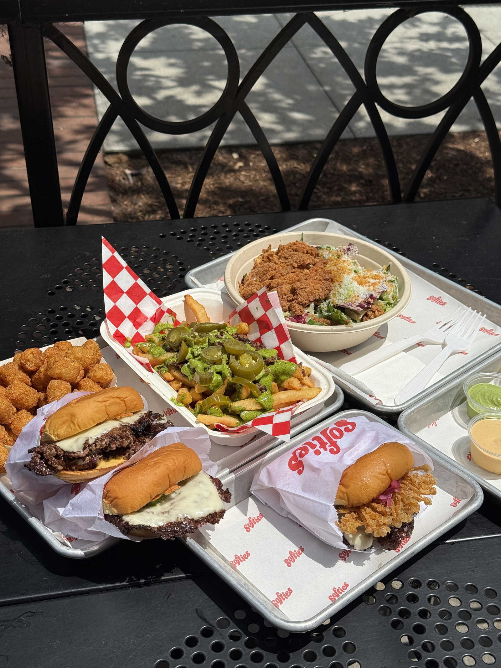 Softies Burger - USC Village, Restaurant in Los Angeles