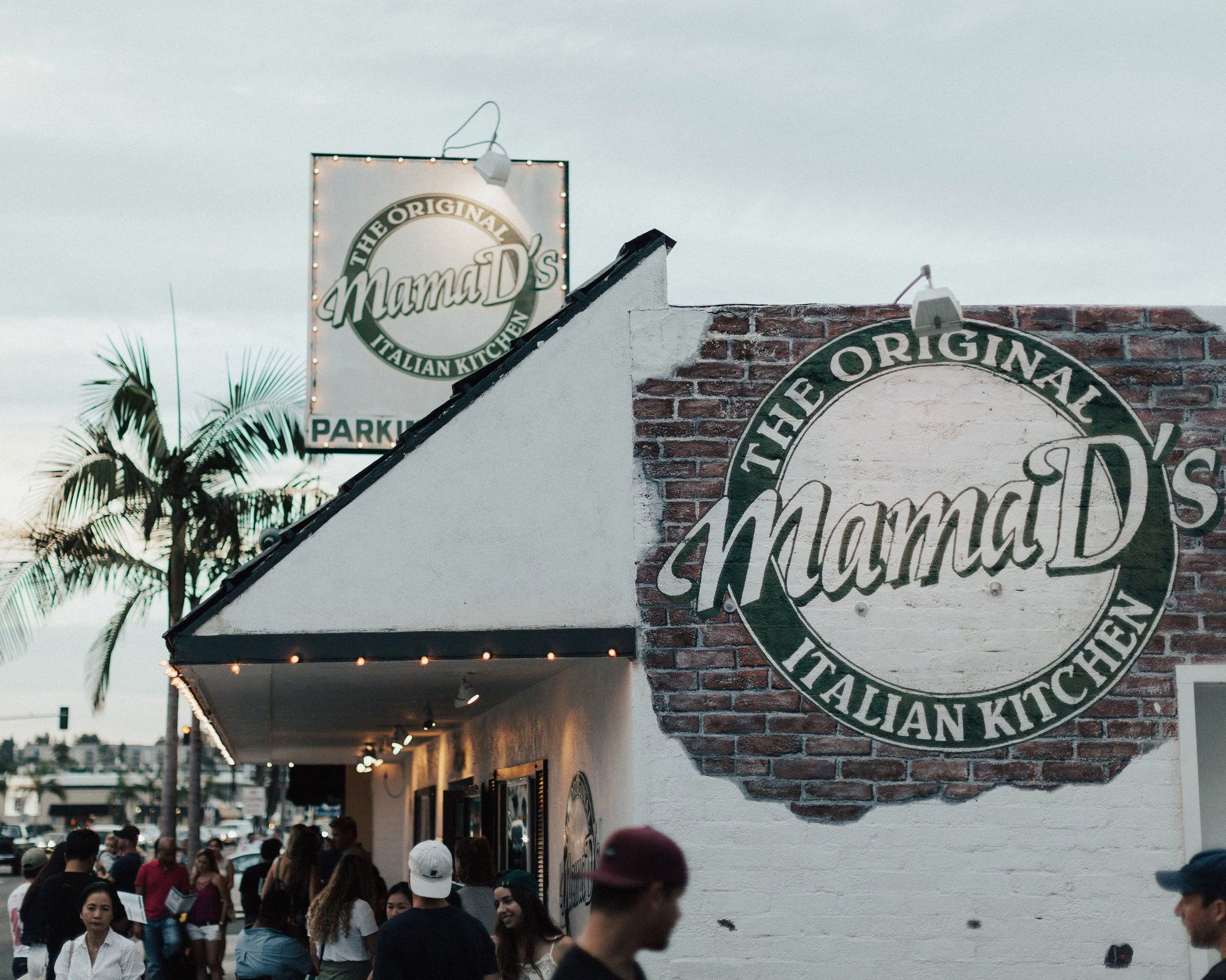Mama D's Italian Kitchen, Restaurant in Newport Beach