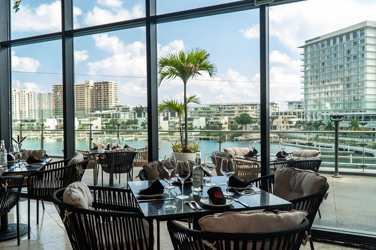 La Recova Cancún, Restaurant in Cancún