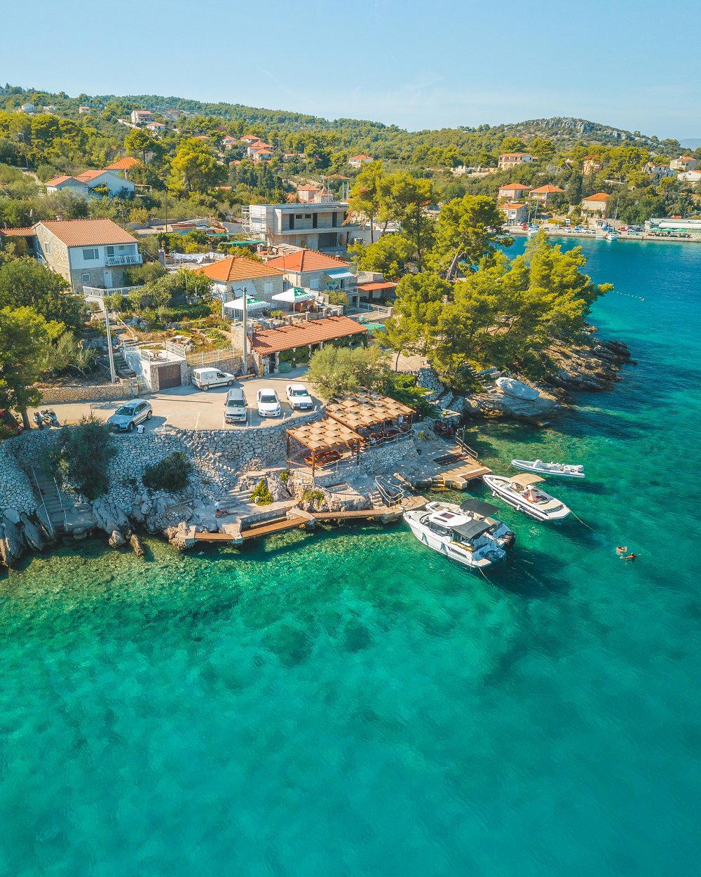 Pasarela, Rogac, Croatia