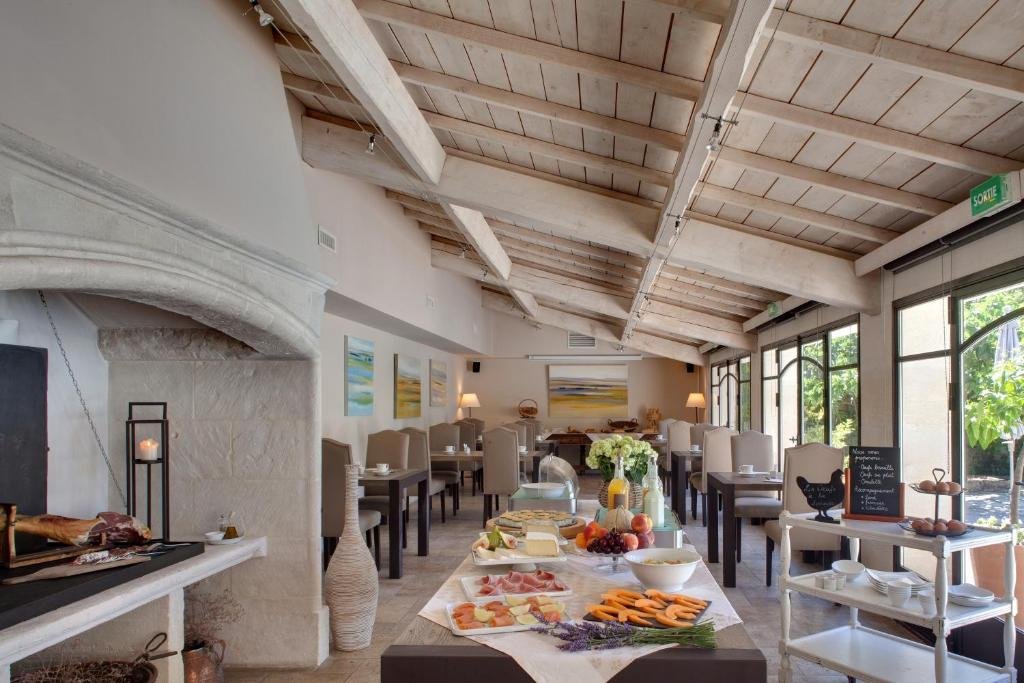 Benvengudo restaurant in Les Baux-de-Provence, France