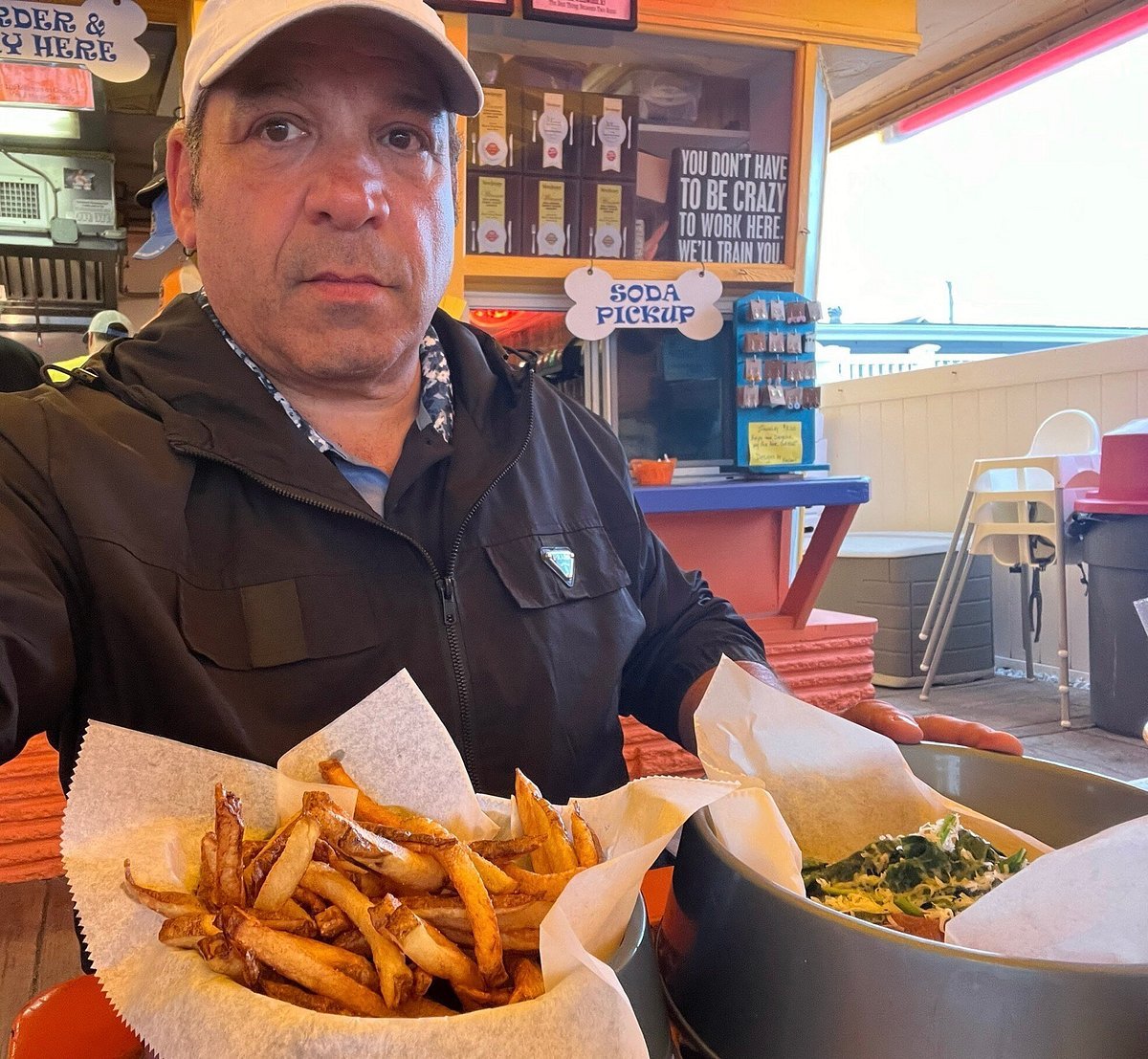 Maui's Dog House, Restaurant in Wildwood