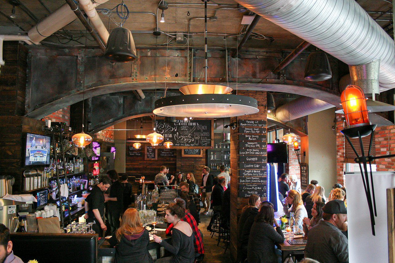 The Brickworks Public House, Restaurant in Whistler