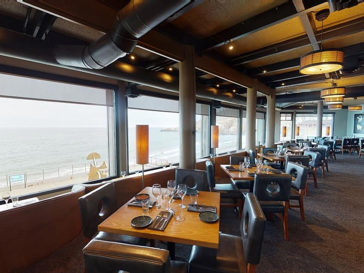 Moonraker, Pacifica, United States