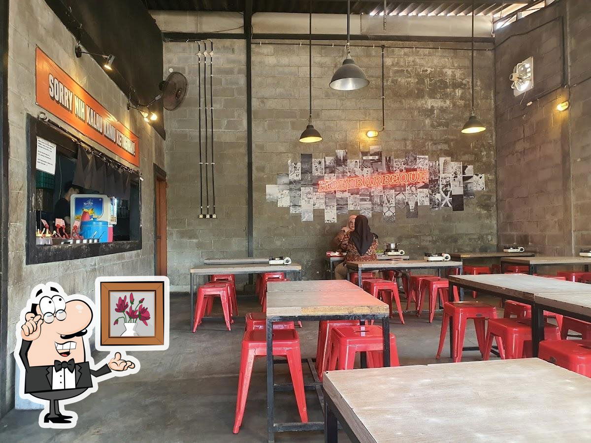 Holy Barbeque Cirebon, Restaurant in Cirebon City