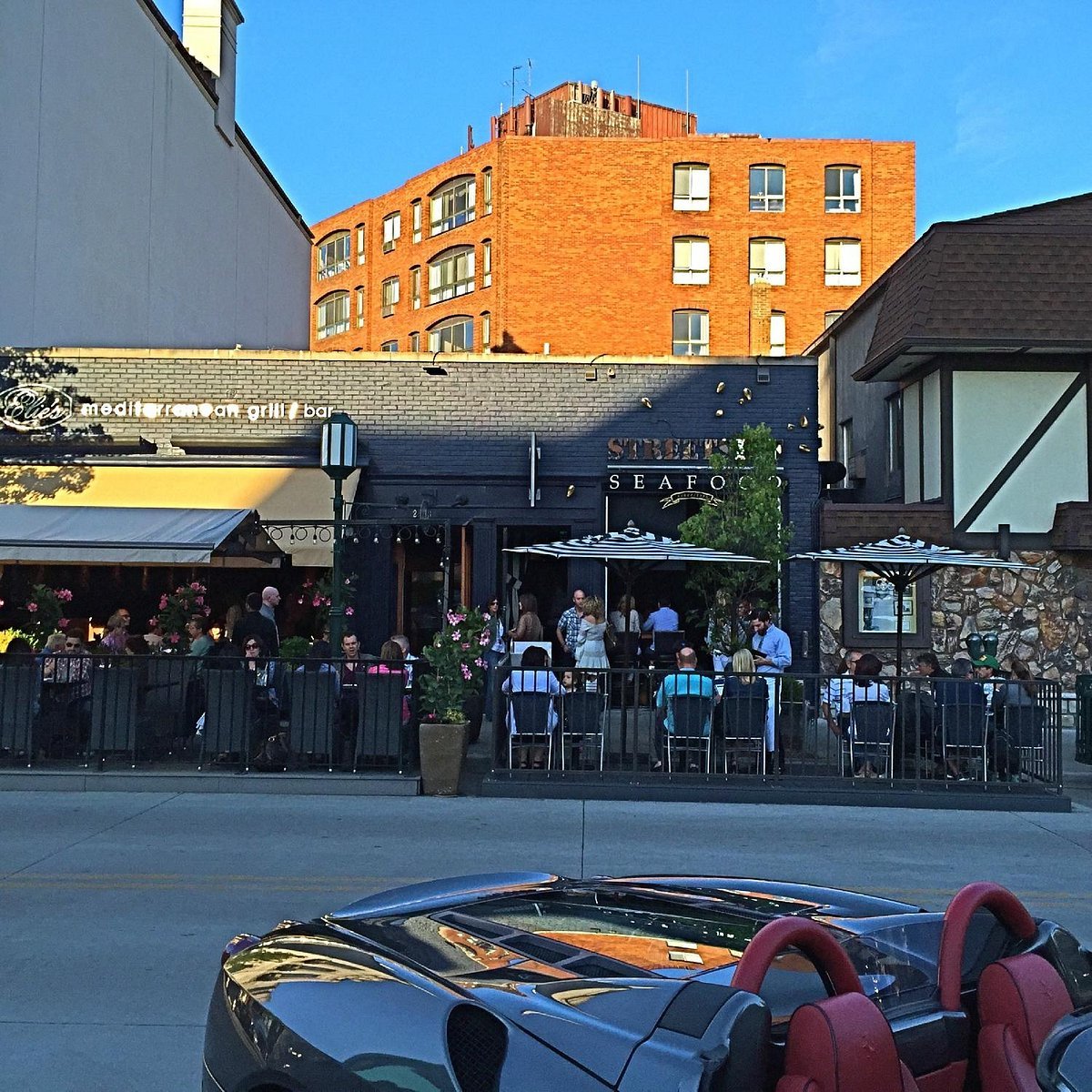 Elie's, Birmingham, United States