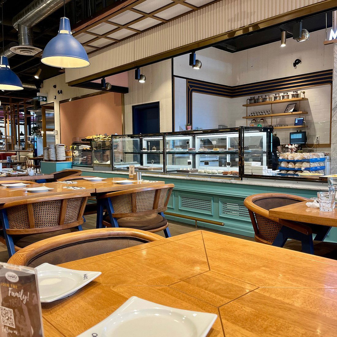 MADO - Square ONE, Restaurant in Mississauga