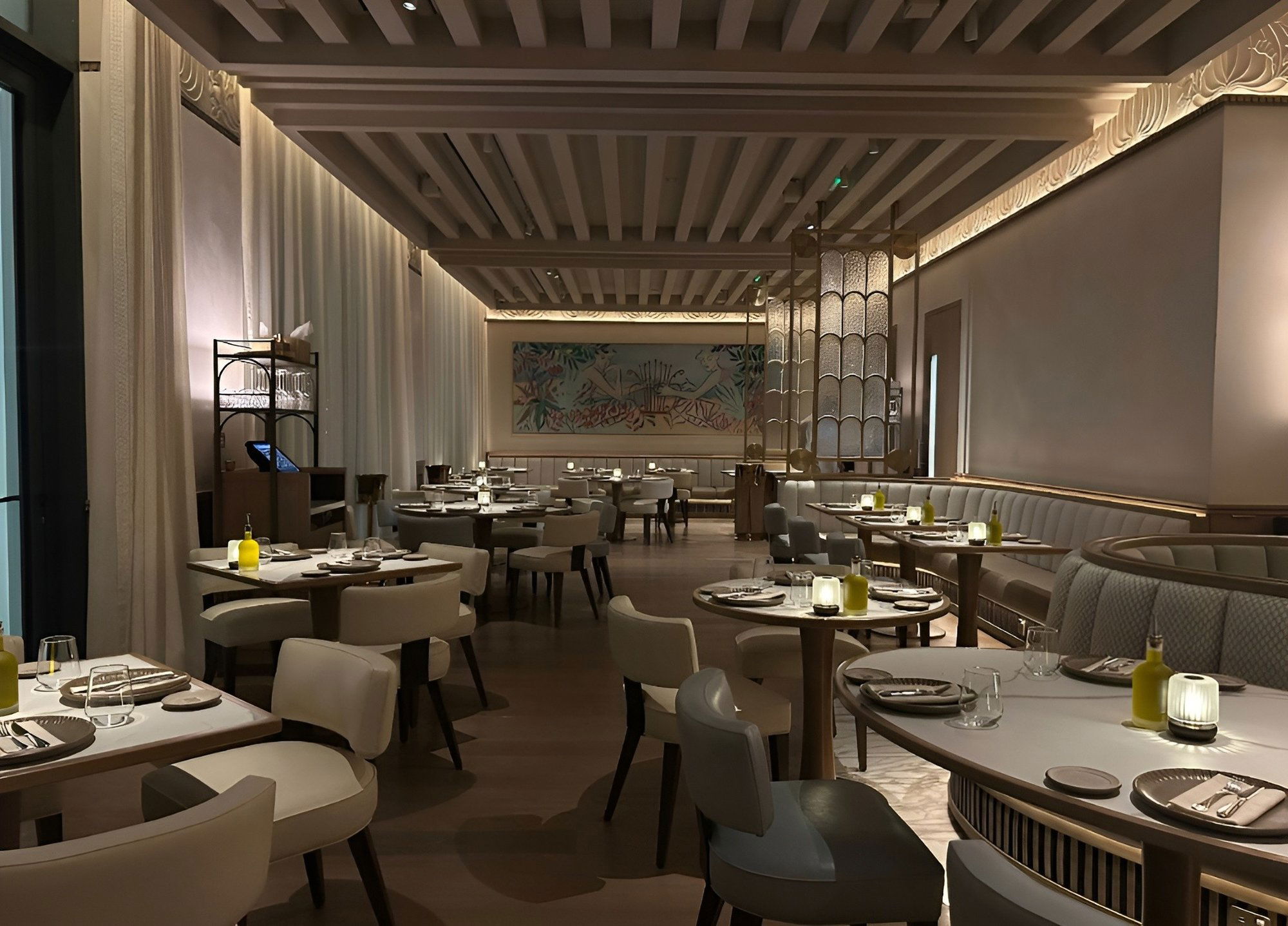 Lyra, Restaurant in Manama