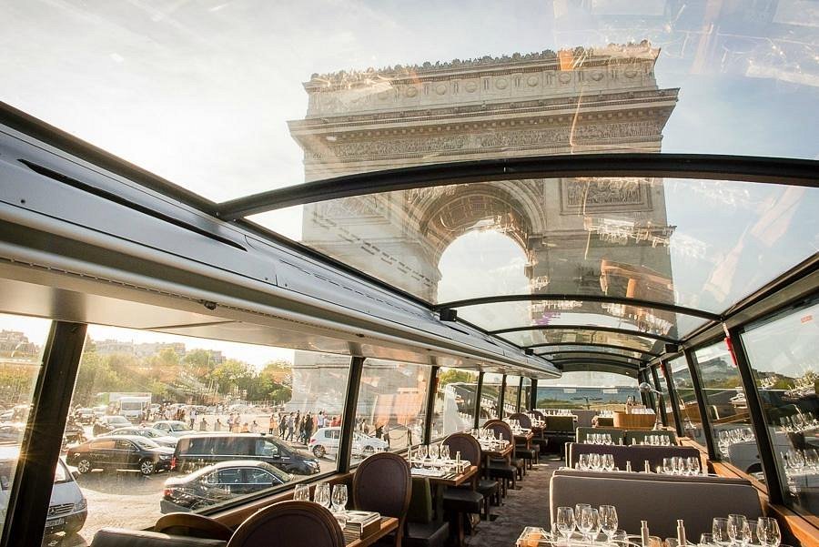 Bustronome, Restaurant in Paris