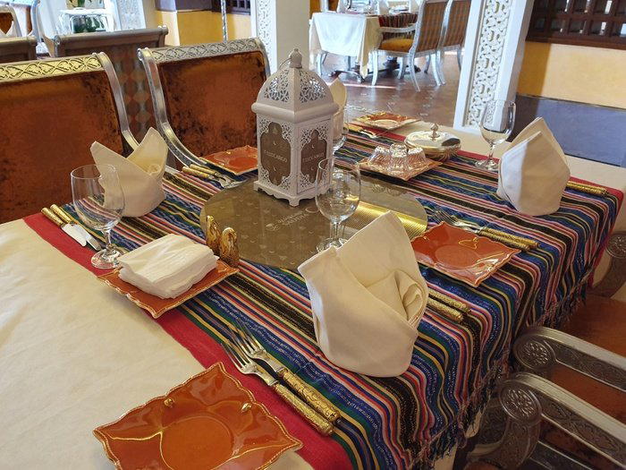 Mataam Al Sharq restaurant in Jeddah