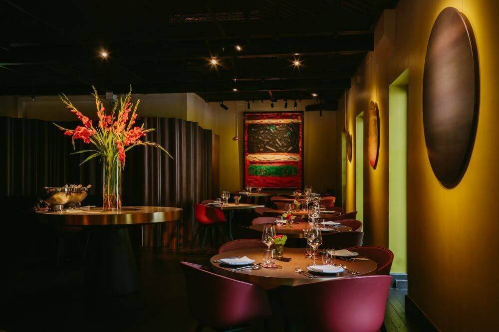 Aaharn, Restaurant in Central And Western