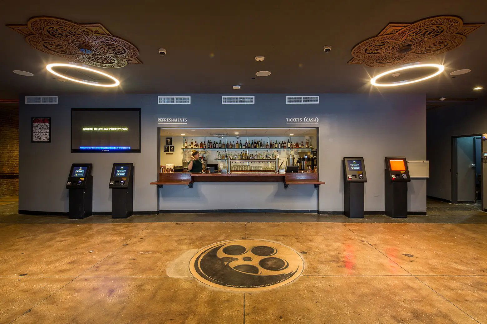 Nitehawk Cinema, Restaurant in New York City