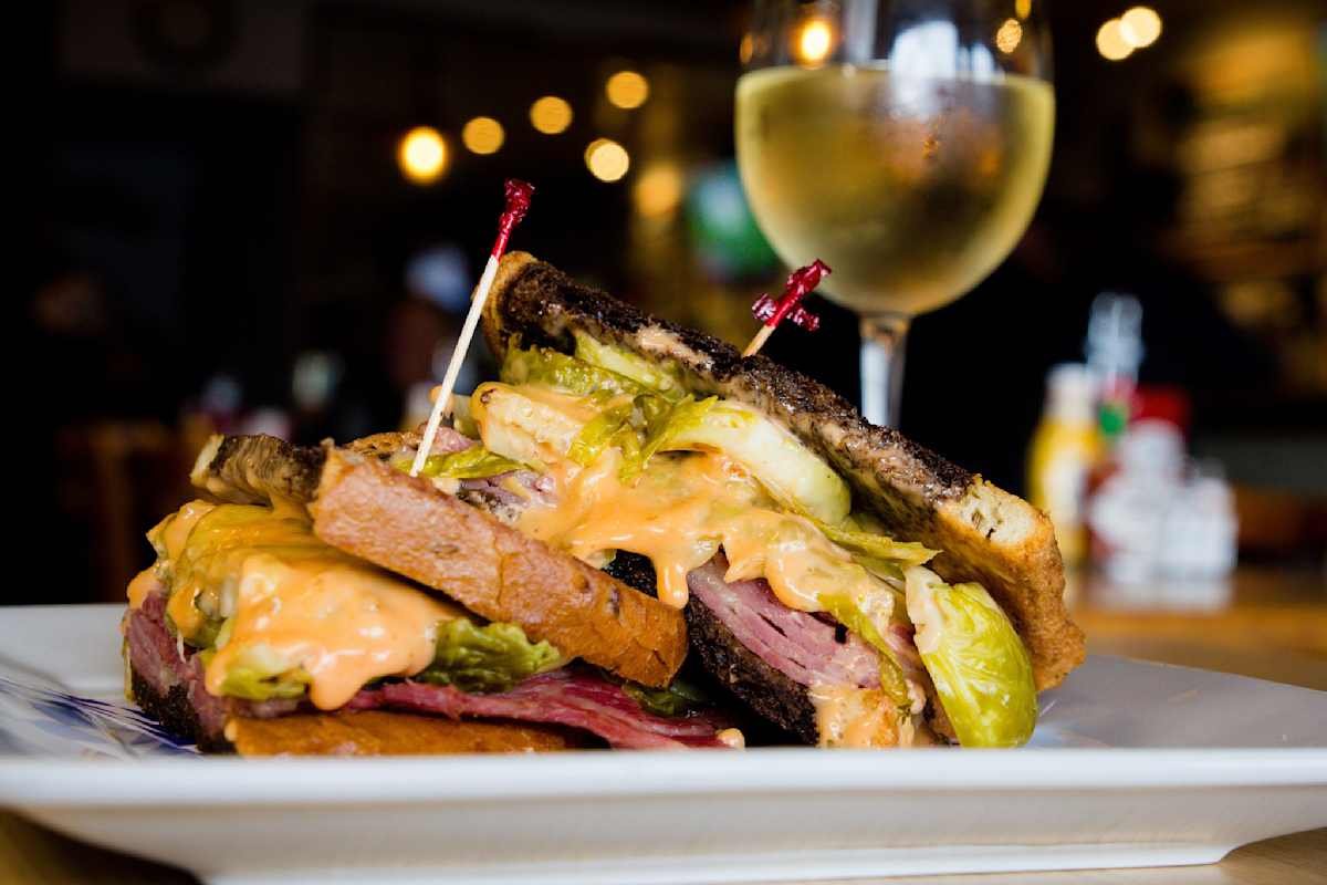 6126 Lake Murray Blvd, Restaurant in La Mesa