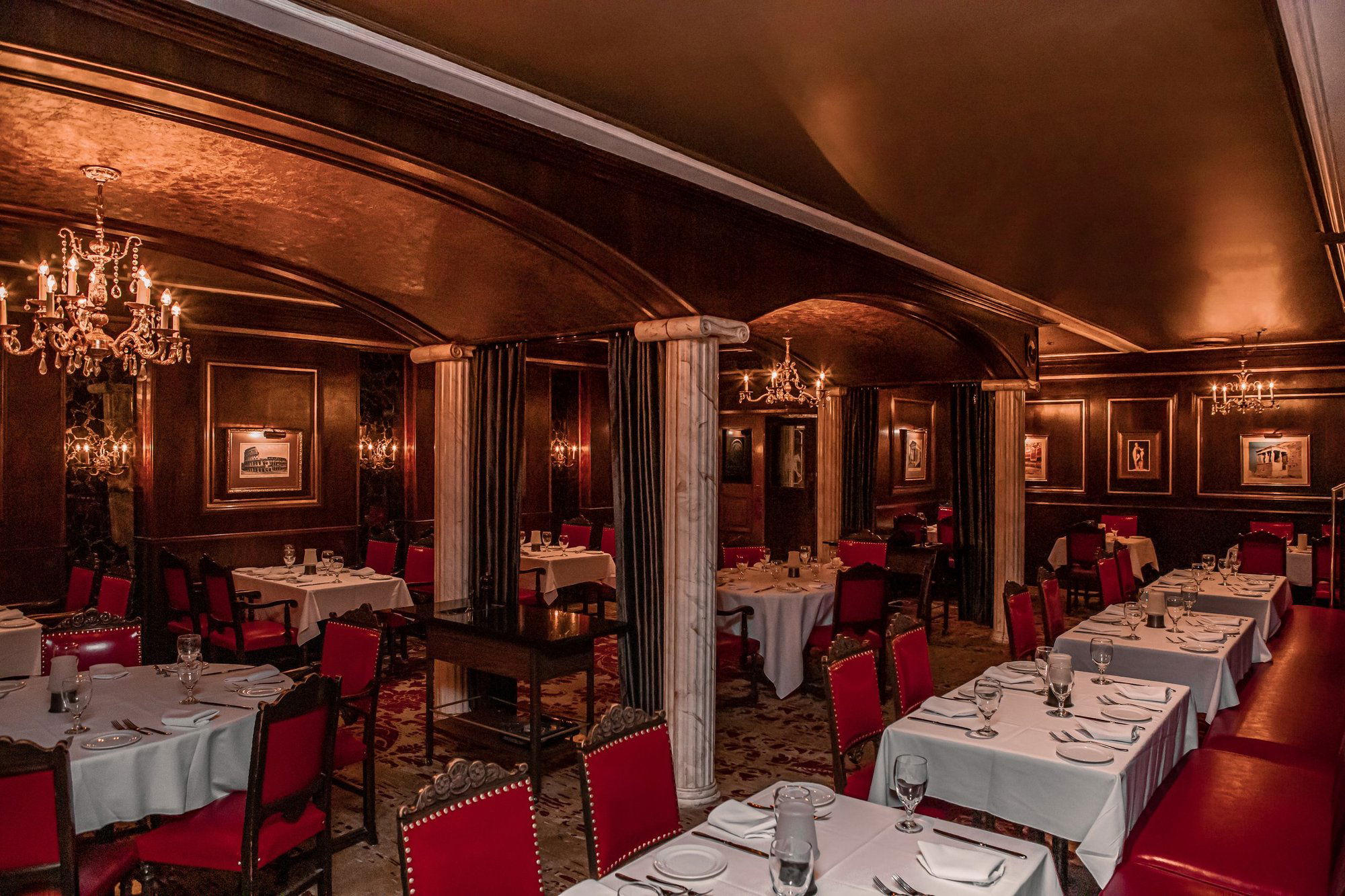 Caesar's Steakhouse, Restaurant in Calgary